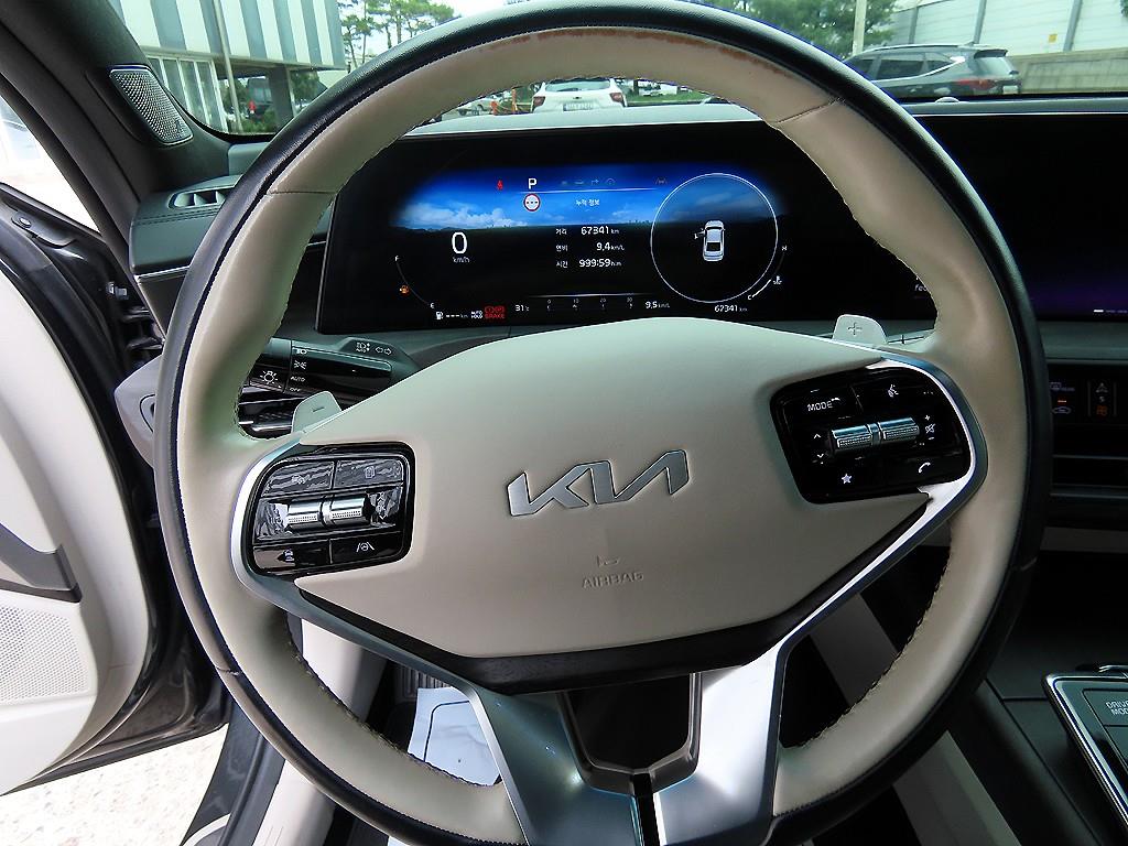 KIA K8 - Vista 8