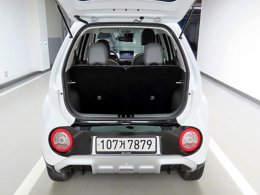 HYUNDAI Casper - Vista 6