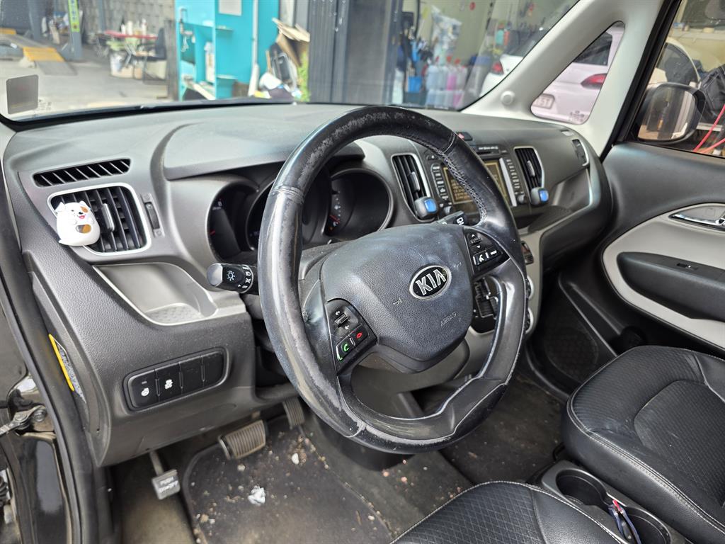KIA Ray - Vista 7