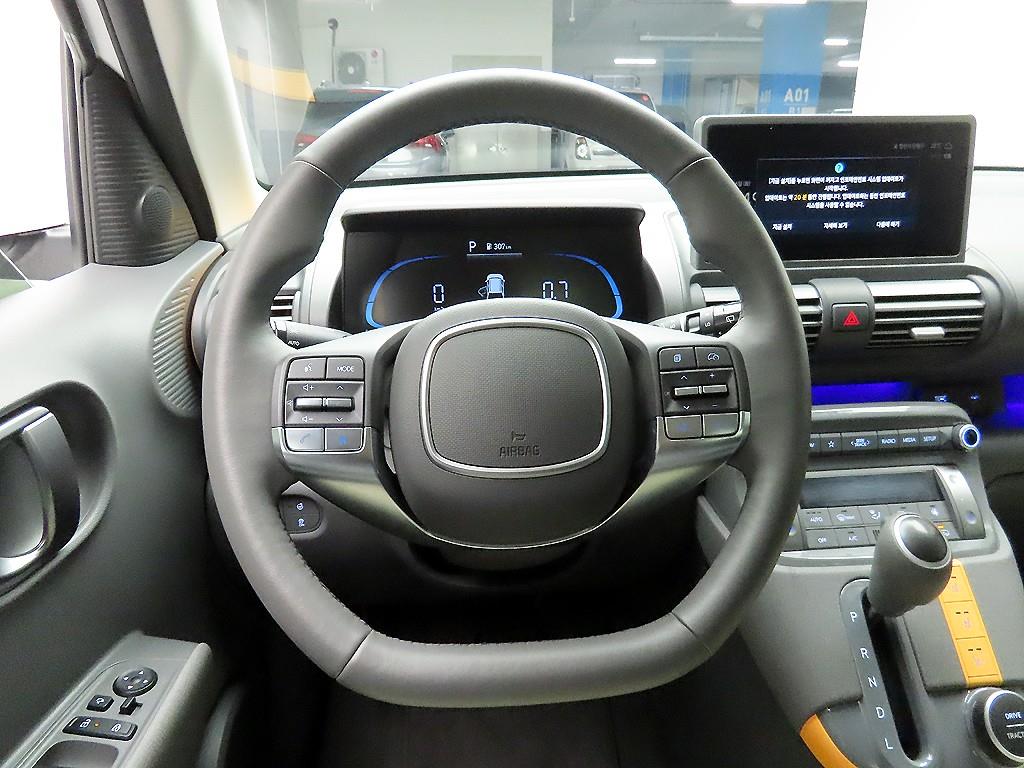 HYUNDAI Casper - Vista 12