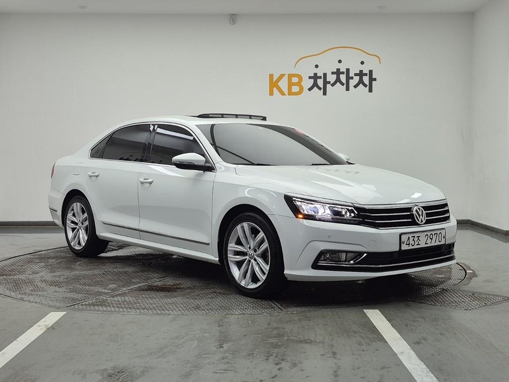 Volkswagen Passat - Vista 2