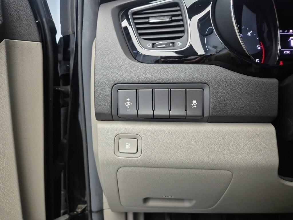 KIA Carnival 2017 Negro - Importación desde Corea - HF Imports Iquique - Foto 17