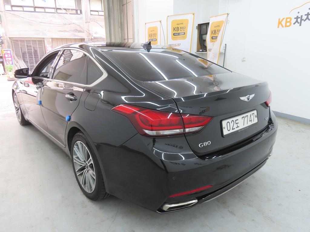 Genesis G80 - Vista 4