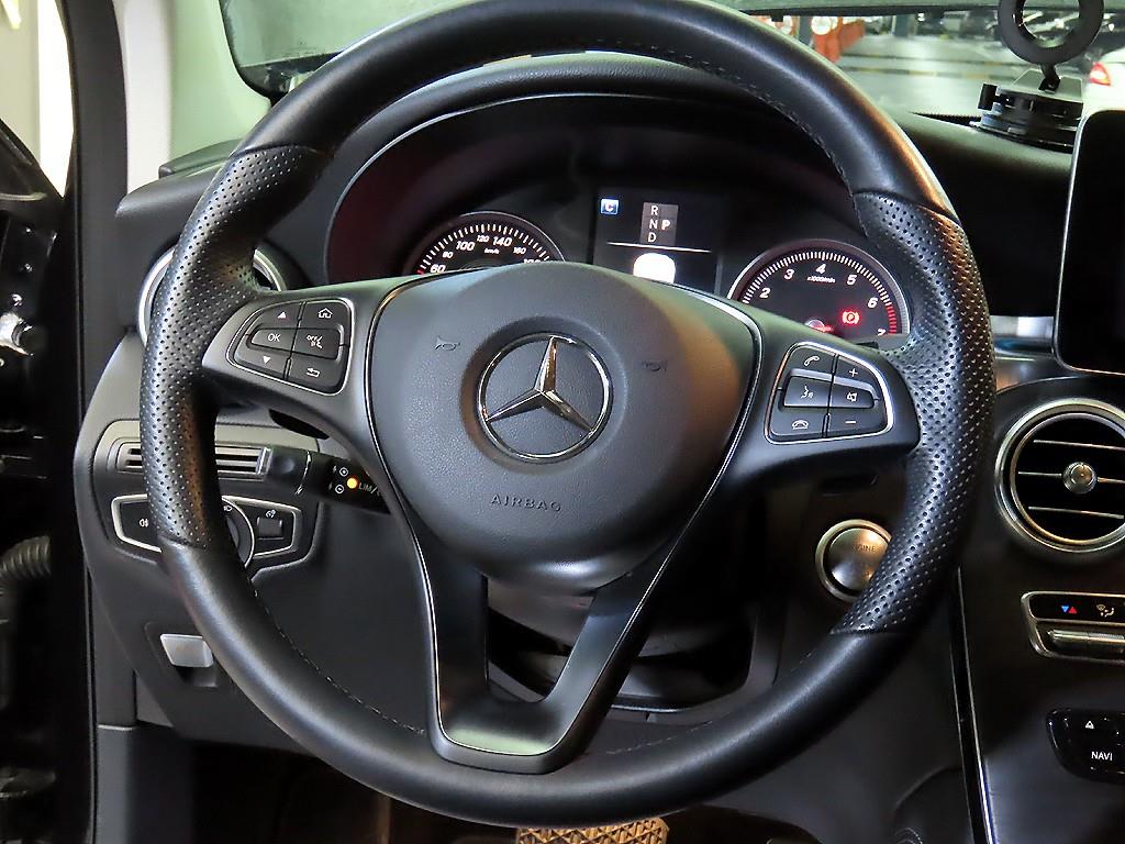 Mercedes Benz GLC Class - Vista 8