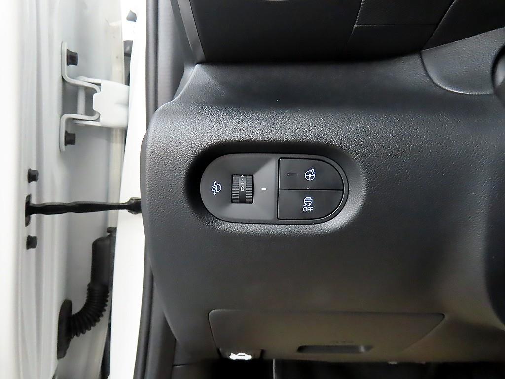 HYUNDAI Casper - Vista 12