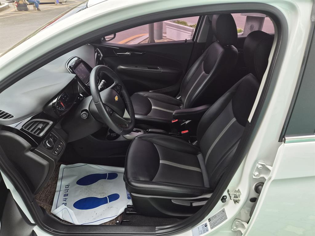 Chevrolet Spark 2019 Blanco - Importación desde Corea - HF Imports Iquique - Foto 15