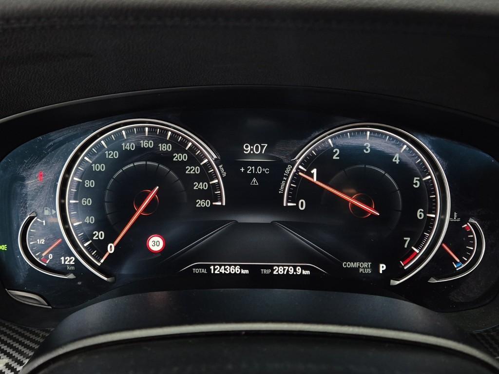 BMW 5 Series - Vista 6