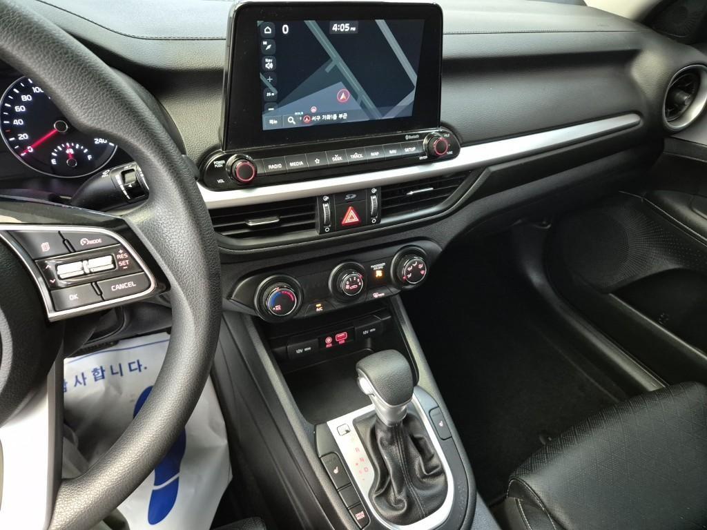 KIA K3 - Vista 10