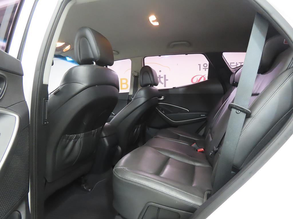 HYUNDAI Santa Fe - Vista 6