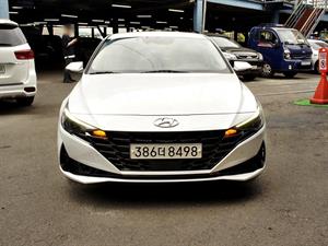 HYUNDAI Avante - Vista 2