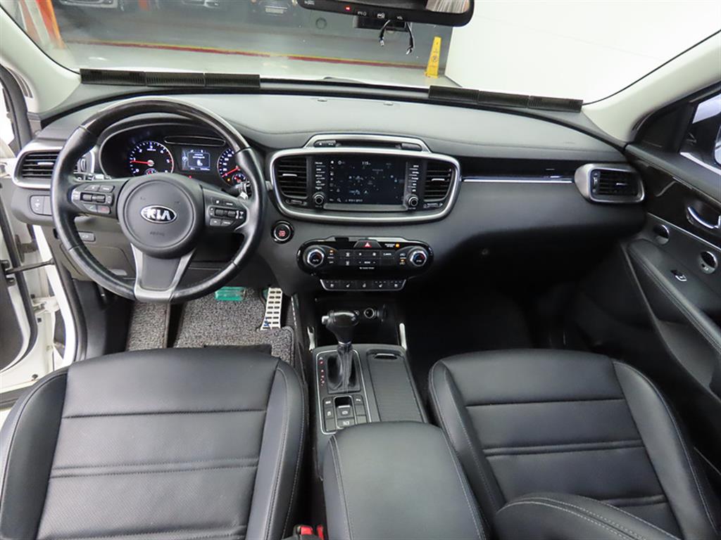 KIA Sorento - Vista 7