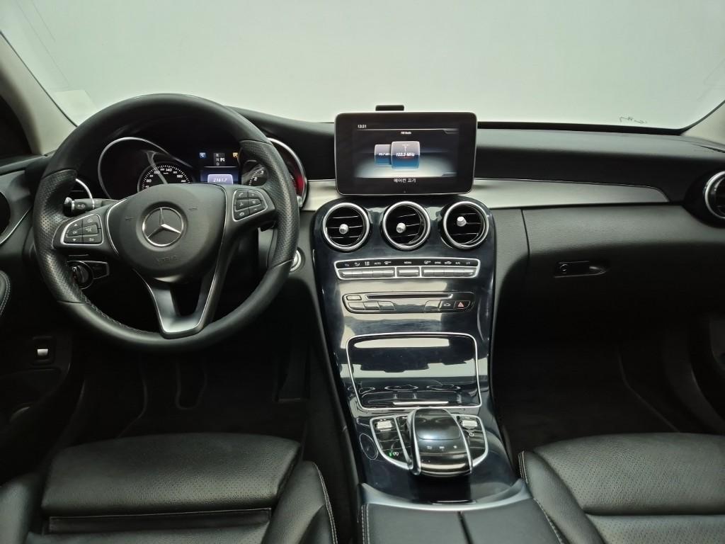 Mercedes Benz C Class - Vista 7