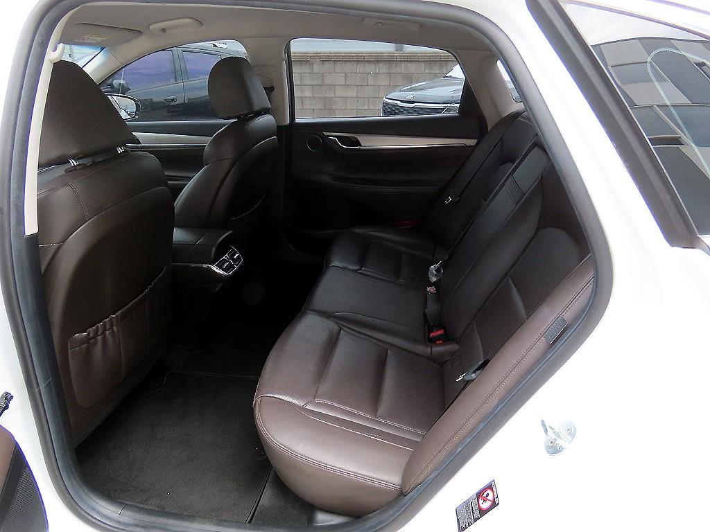 HYUNDAI Grandeur - Vista 6