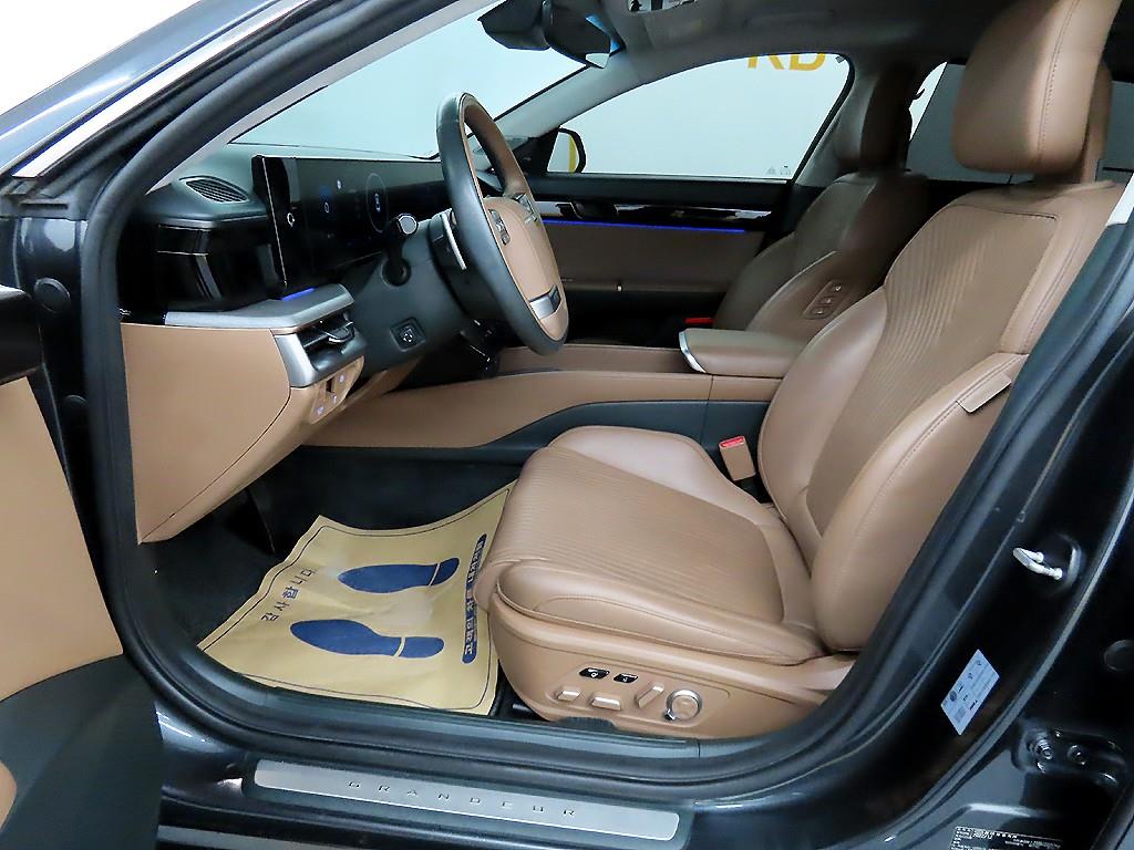 HYUNDAI Grandeur - Vista 5