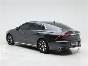 HYUNDAI Grandeur - Vista 8
