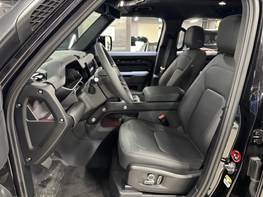 Land Rover Defender - Vista 8