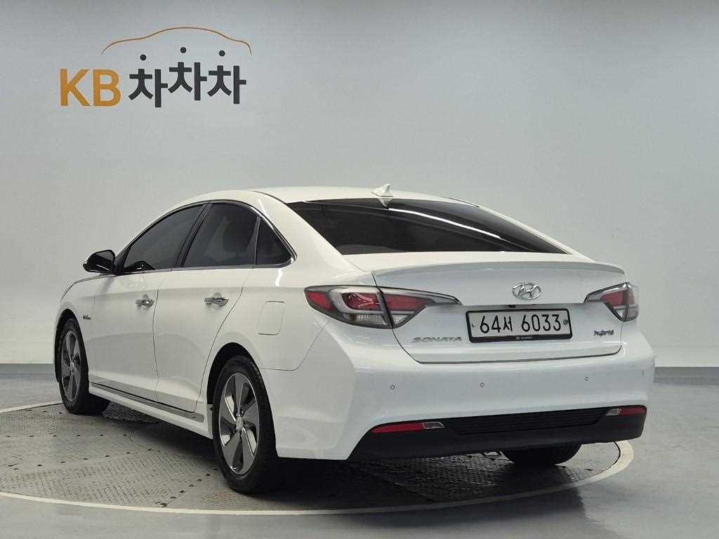 HYUNDAI Sonata - Vista 2