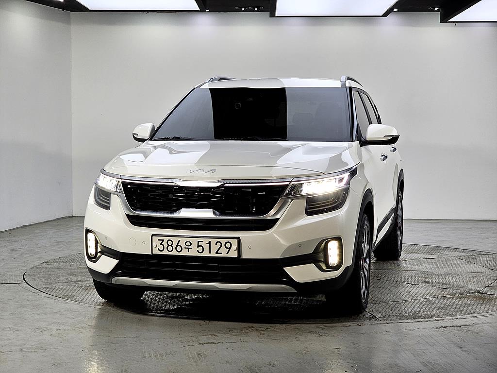 KIA Seltos - Vista 2