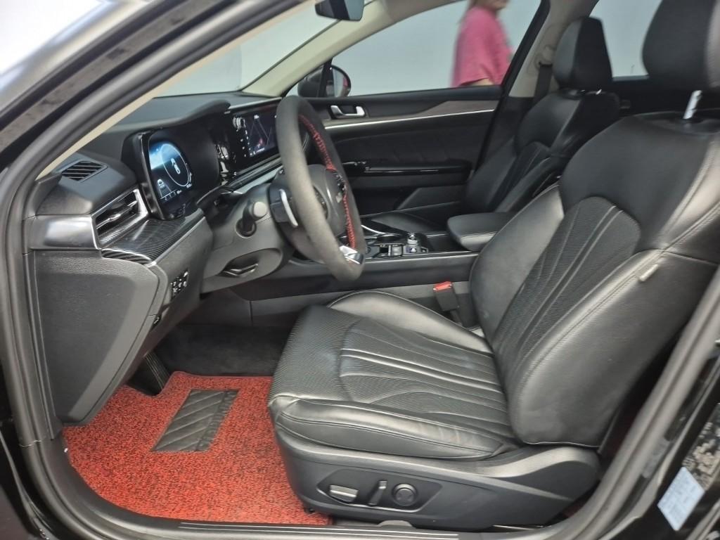 KIA K5 2022 Negro - Importación desde Corea - HF Imports Iquique - Foto 17