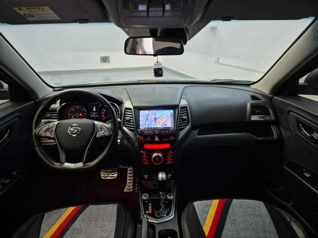 Ssangyong Tivoli - Vista 7