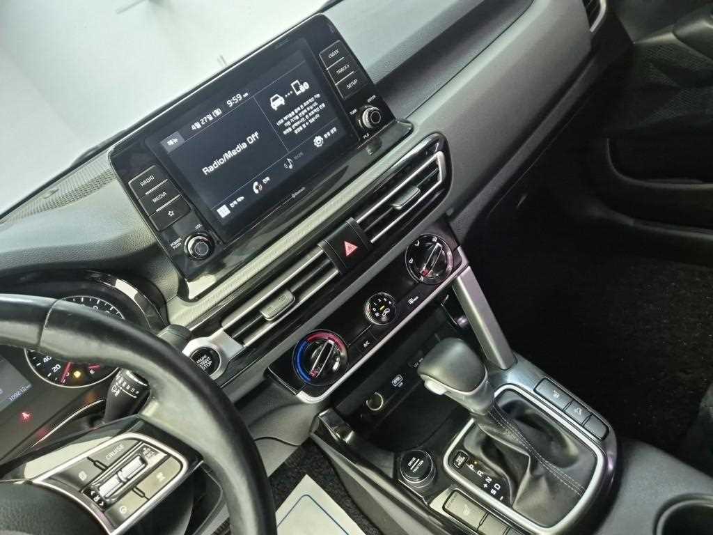 KIA Seltos - Vista 9