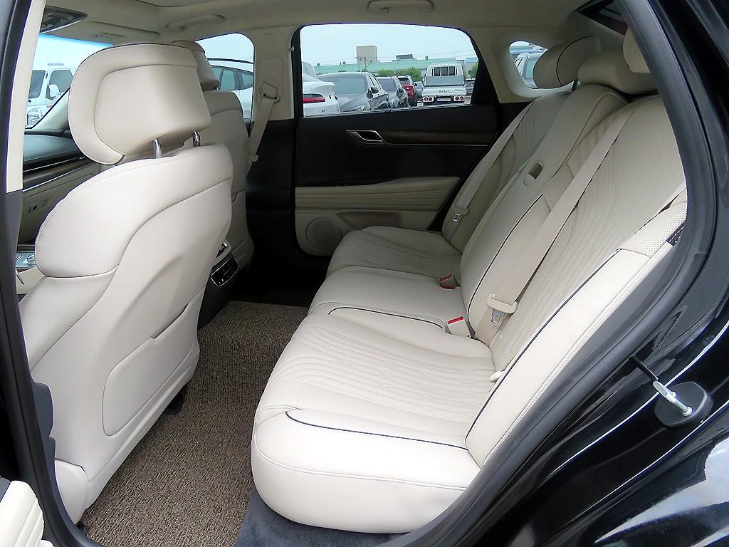 Genesis G80 - Vista 7