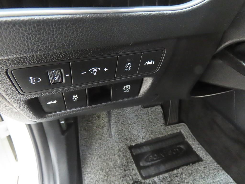 HYUNDAI Sonata - Vista 10