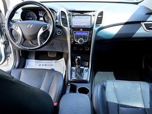 HYUNDAI i30 - Vista 10