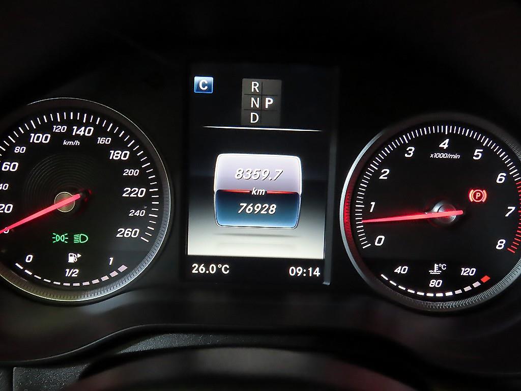 Mercedes Benz GLC Class - Vista 9