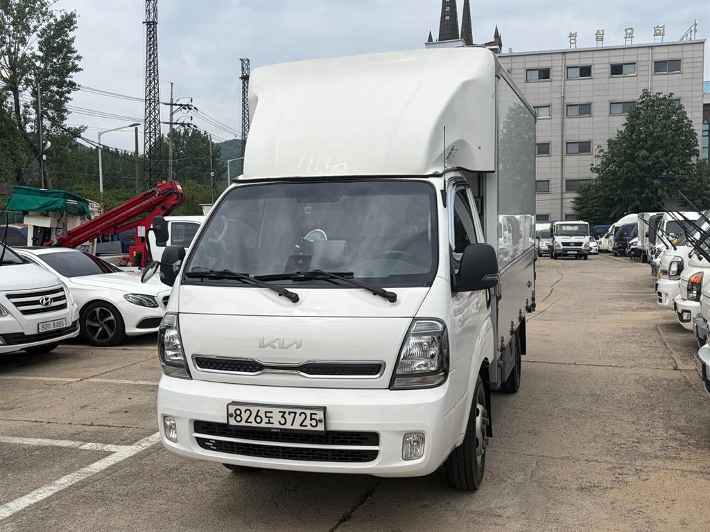 Small Truck Top_Wingbody 2022 Blanco - Importación desde Corea - HF Imports Iquique - Foto 1