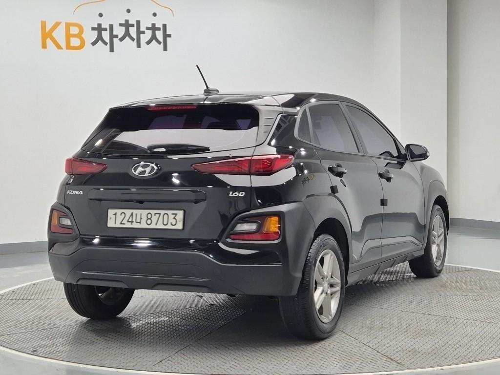 HYUNDAI Kona - Vista 3