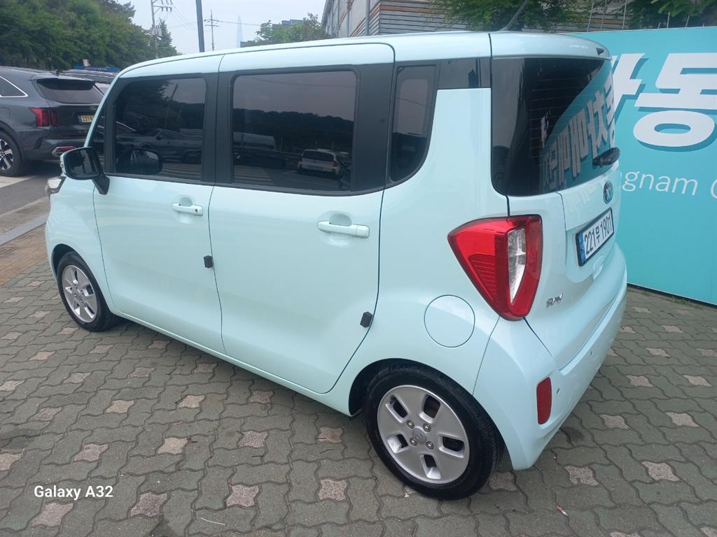 KIA Ray - Vista 4