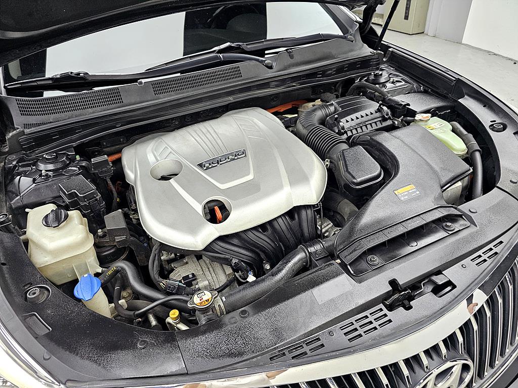 HYUNDAI Grandeur - Vista 6