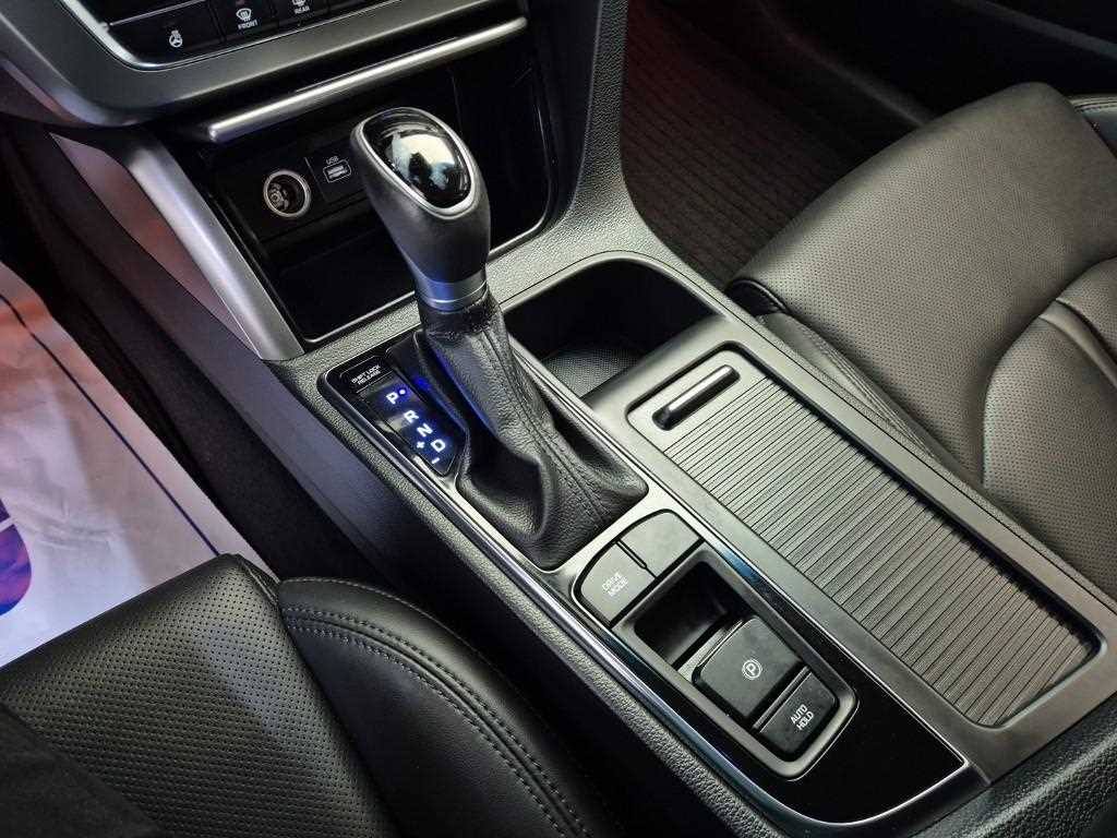 HYUNDAI Sonata - Vista 8