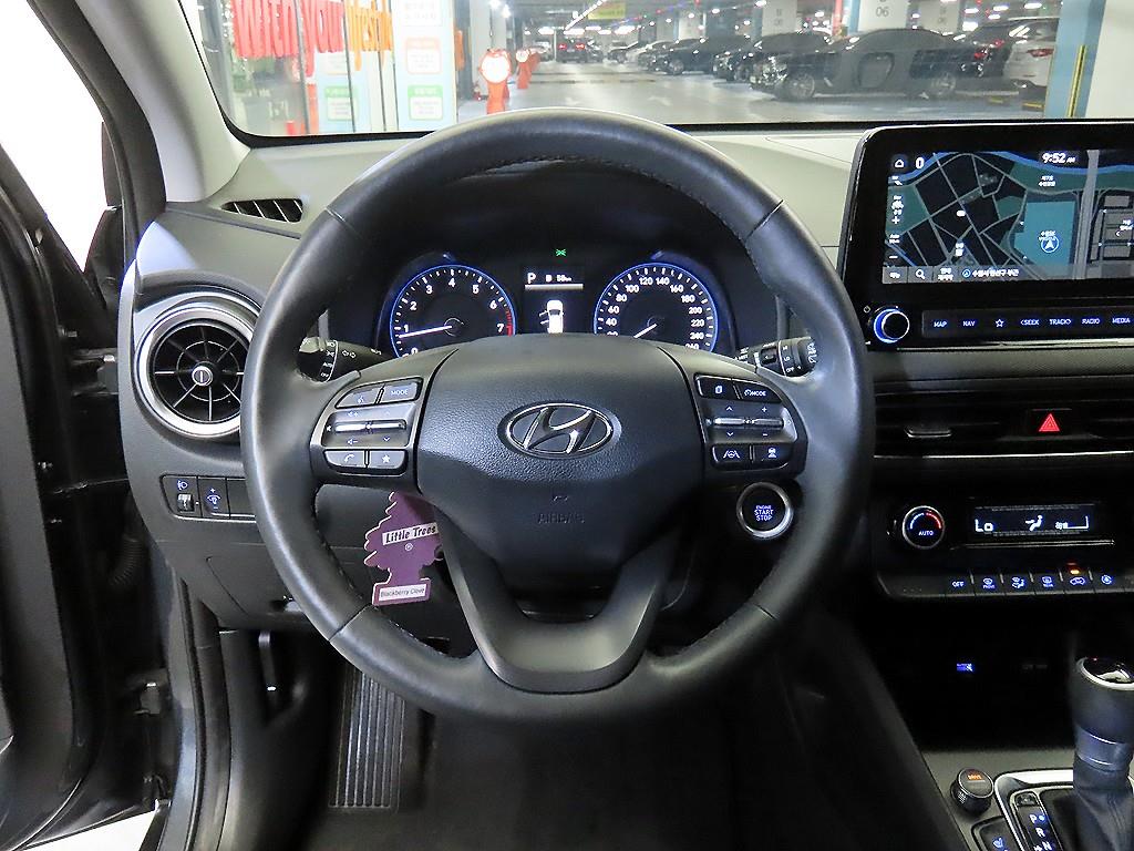 HYUNDAI Kona - Vista 8