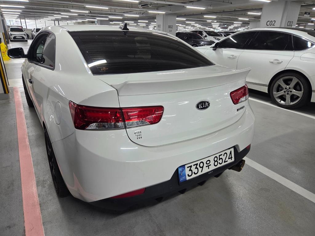 KIA Forte 2010 Blanco - Importación desde Corea - HF Imports Iquique - Foto 1