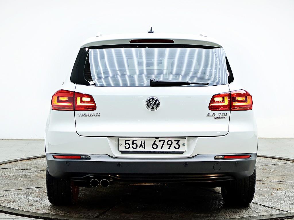 Volkswagen Tiguan - Vista 5
