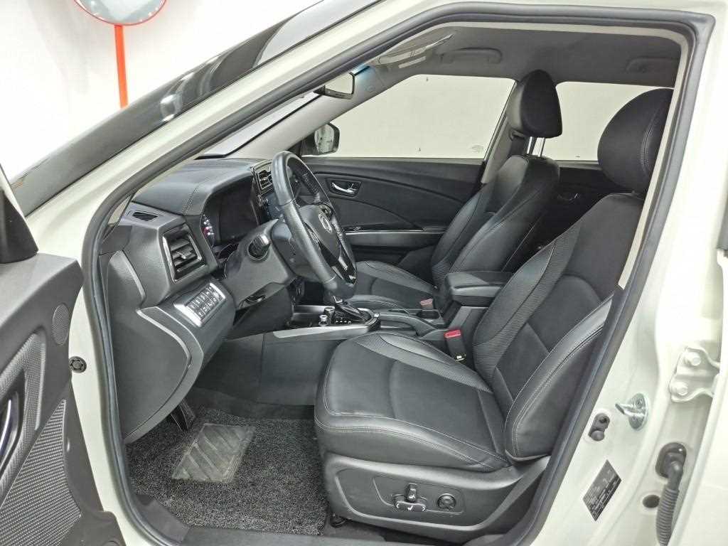 Ssangyong Tivoli - Vista 11