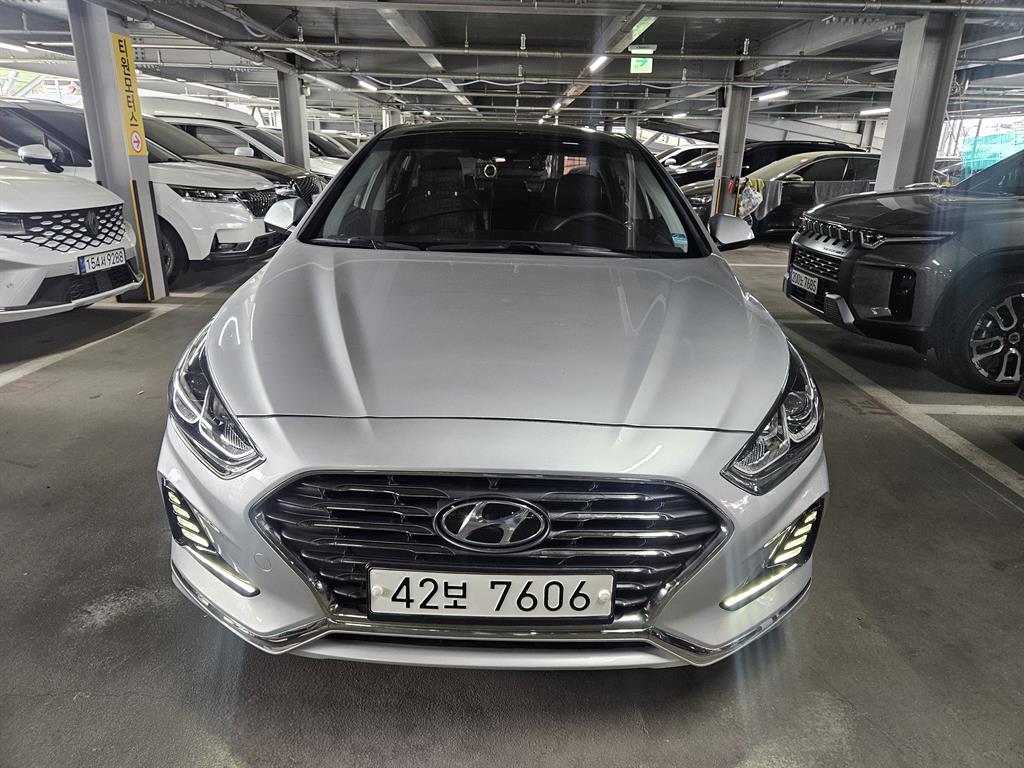HYUNDAI Sonata 2019 Plateado - Importación desde Corea - HF Imports Iquique - Foto 1
