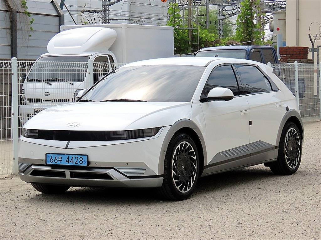 HYUNDAI Ioniq 5 - Vista 2