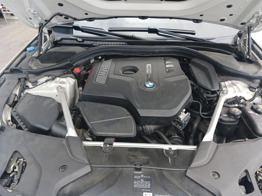 BMW 5 Series - Vista 6