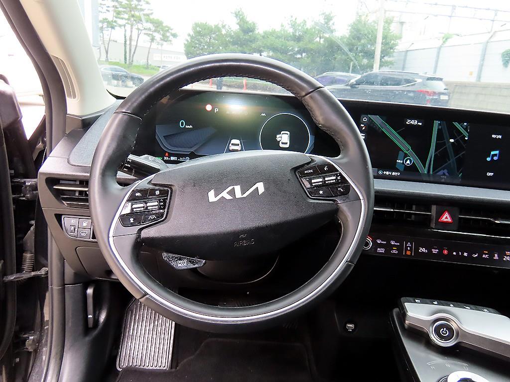 KIA EV6 - Vista 8