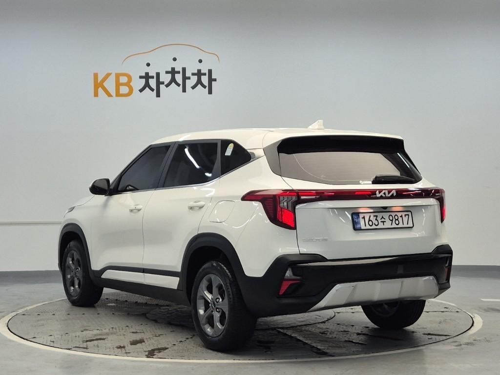KIA Seltos - Vista 2