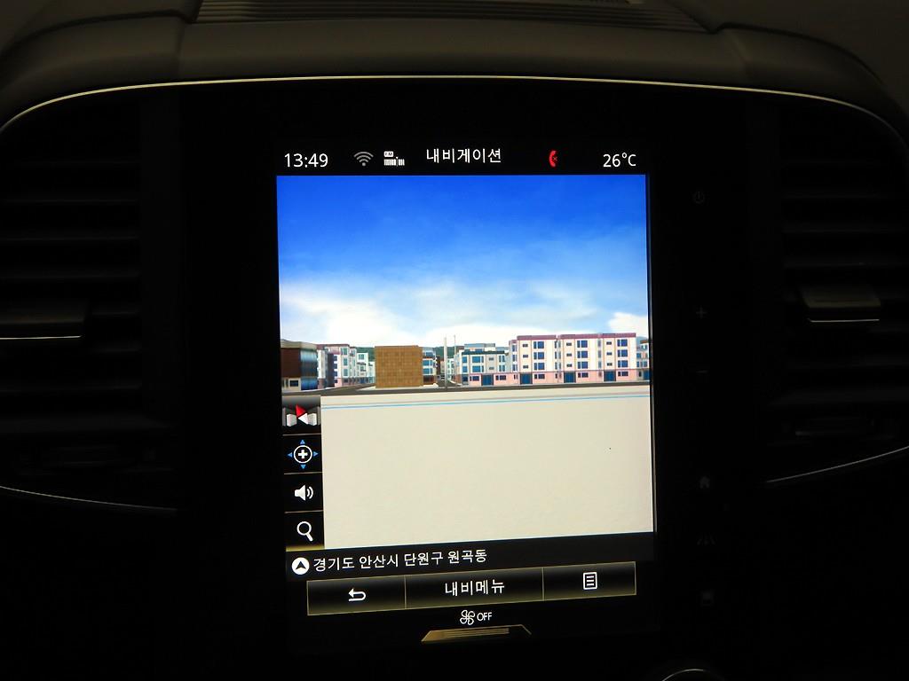 SAMSUNG QM6 - Vista 8