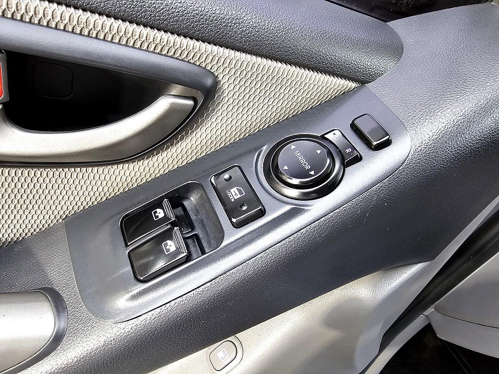 HYUNDAI Starex 2012 Gris - Importación desde Corea - HF Imports Iquique - Foto 13