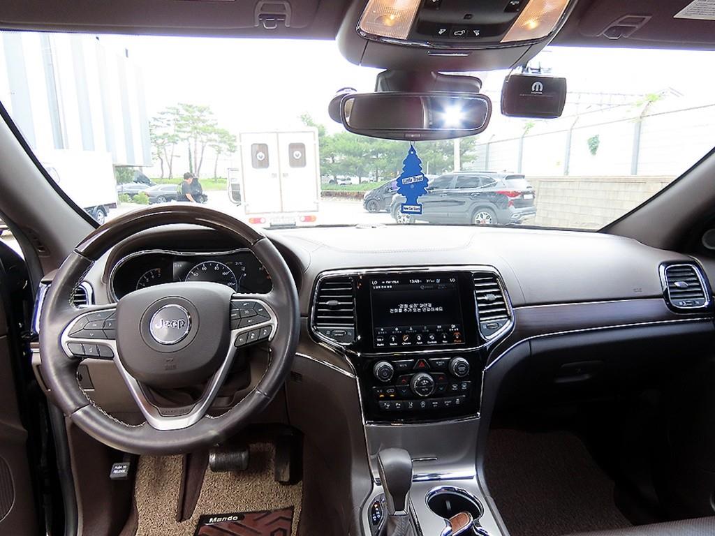 Jeep Cherokee - Vista 7