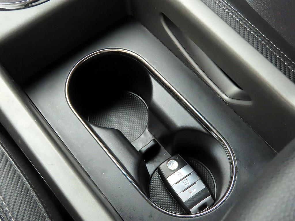 KIA Sportage - Vista 11