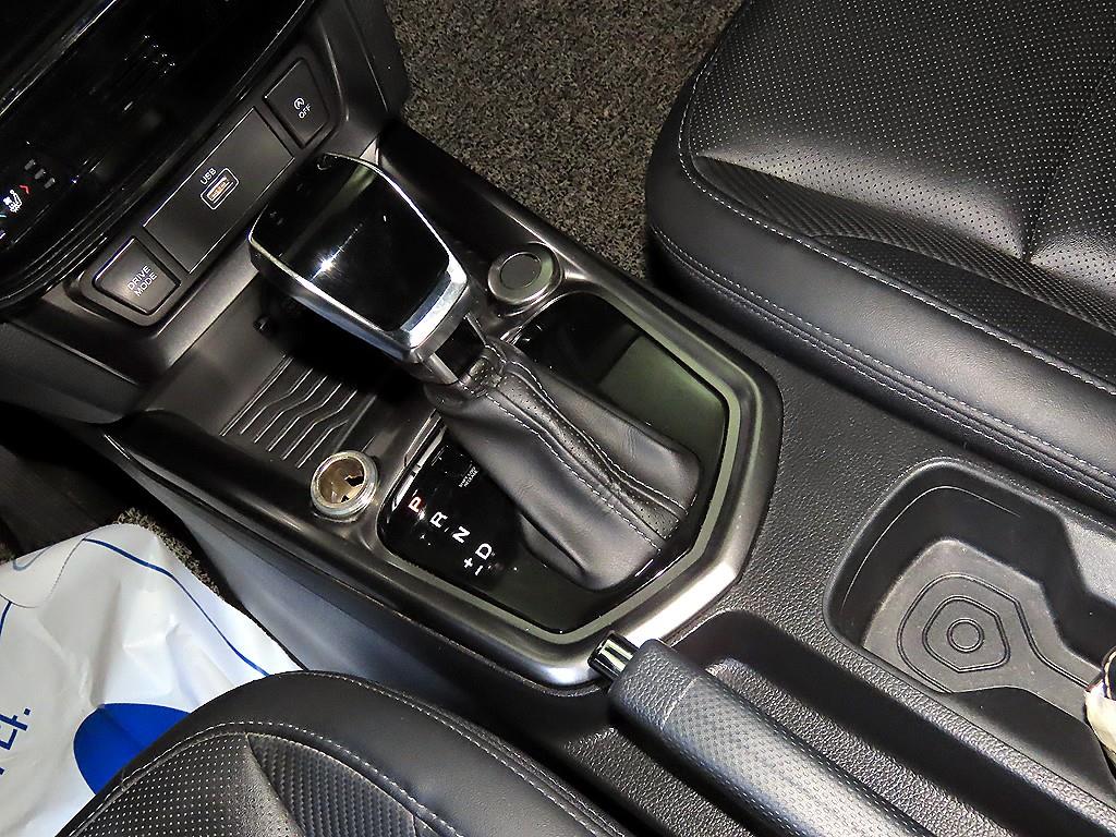 Ssangyong Tivoli - Vista 12