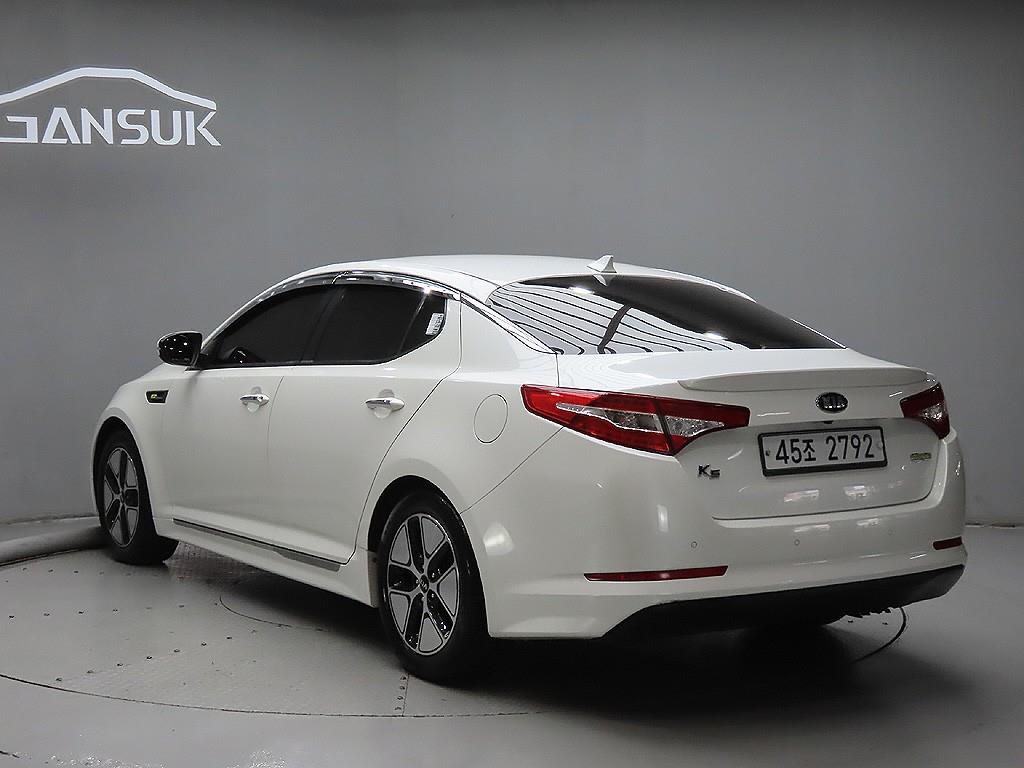 KIA K5 - Vista 5