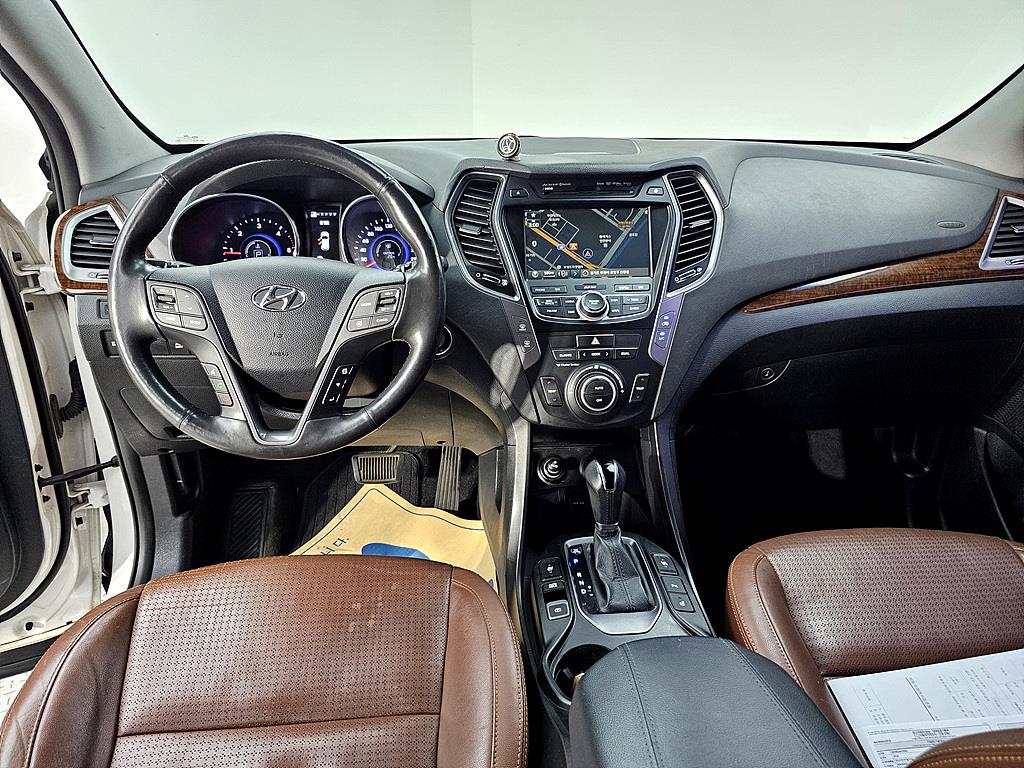 HYUNDAI Santa Fe - Vista 5